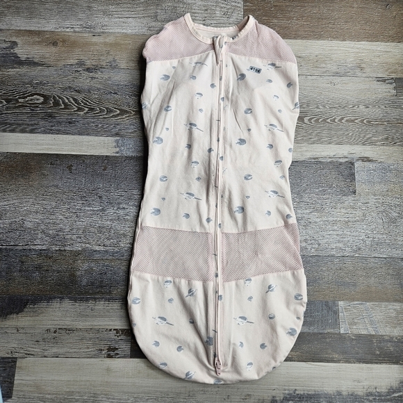 Happiest Baby Sleepea 5 Second Baby Swaddle Rose Planets Large - Picture 1 of 6